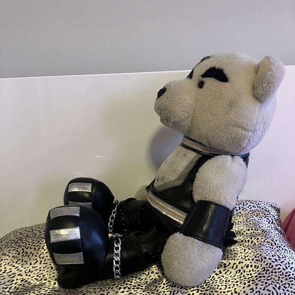 Paul Stanley Teddy Bear Vintage Rock n roll KISS Plush memorabilia - Picture 5 of 7